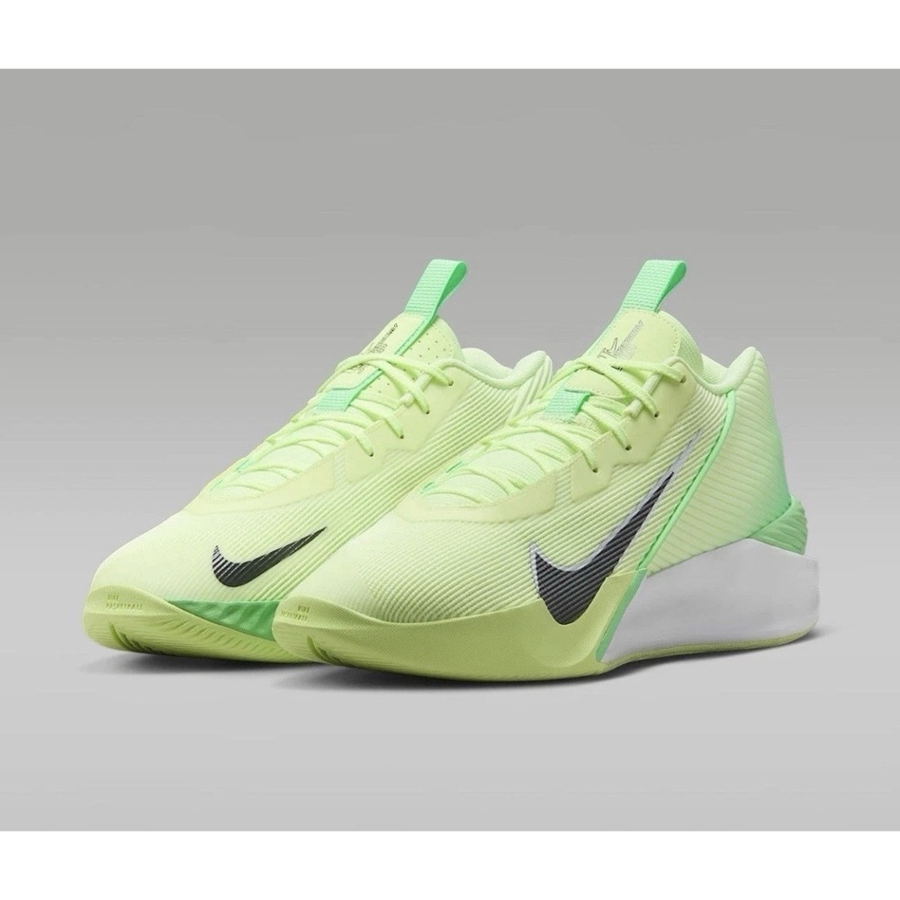 *NEW* Men's Size 12 Nike GT Jump Academy Basketball Volt Green White FV5524-700 - Picture 1 of 9